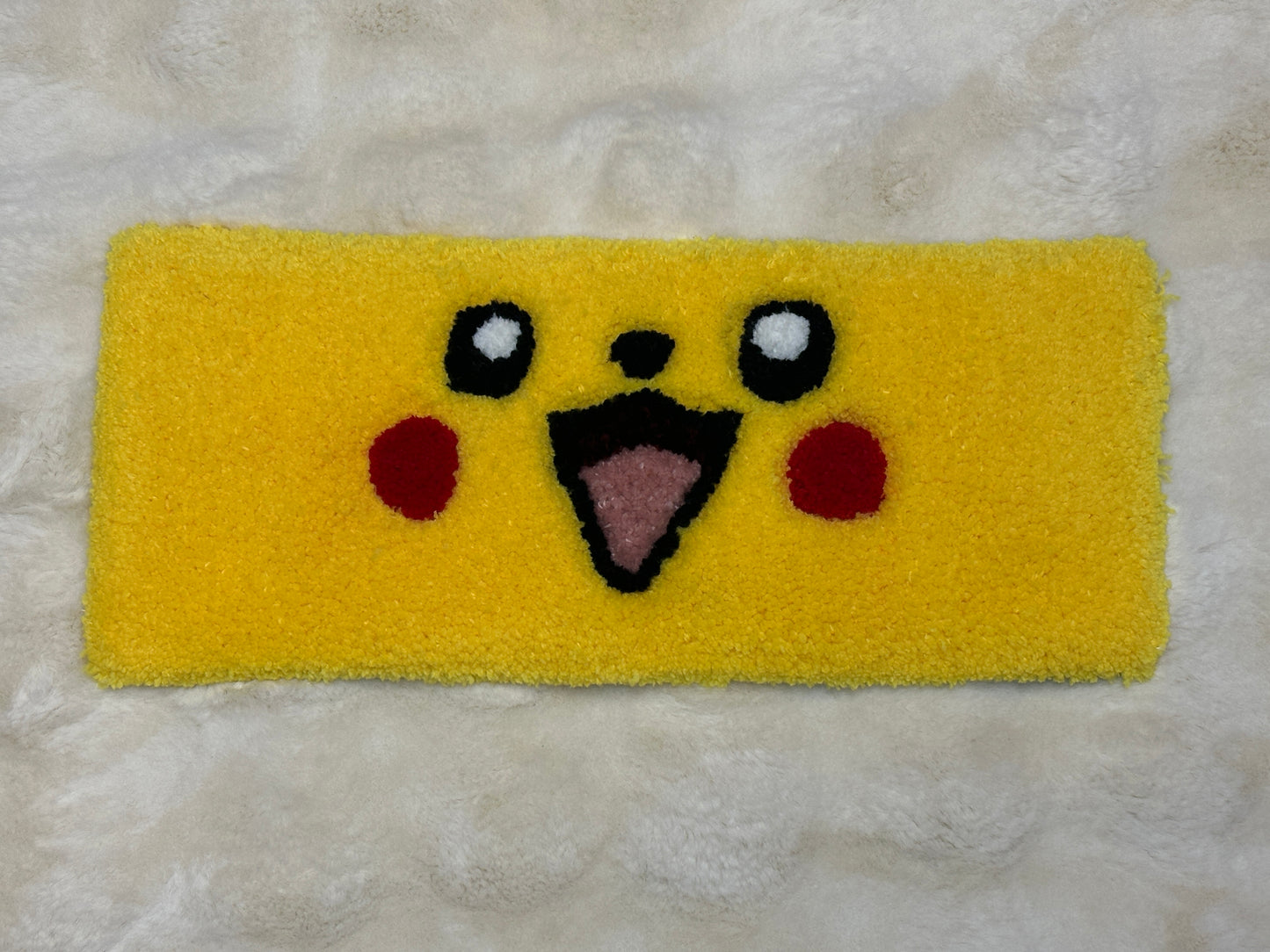 Electric Mouse - Handmade Tufted Keyboard Rug