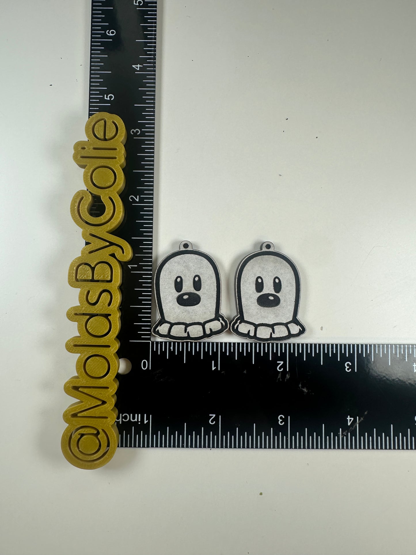 Diglett Dangle Earrings - Silicone Mold